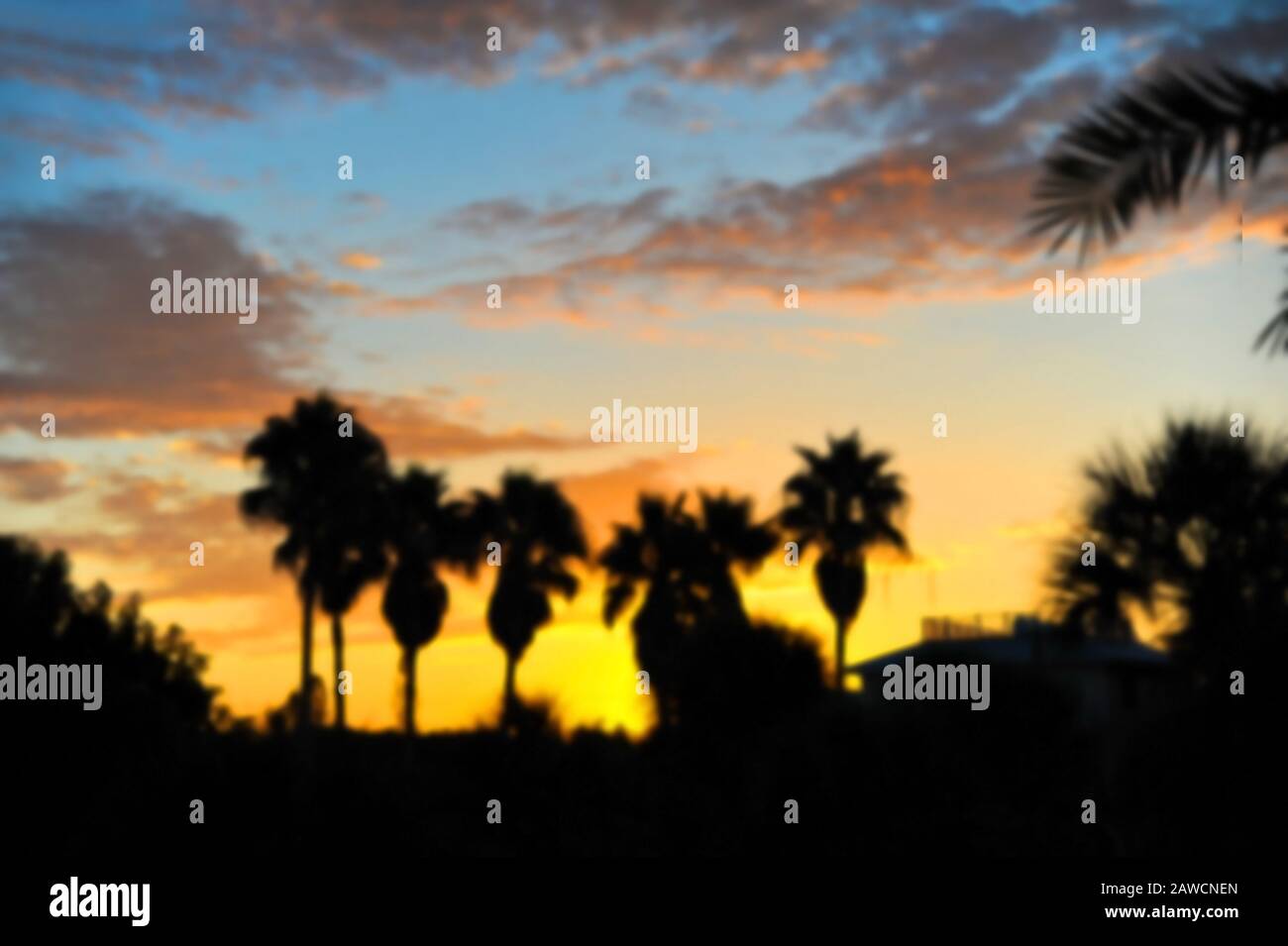 Verwackeln Sie Das Hintergrundbild einer Sonnenaufgang Am Strand Am Frühen Morgen Stockfoto