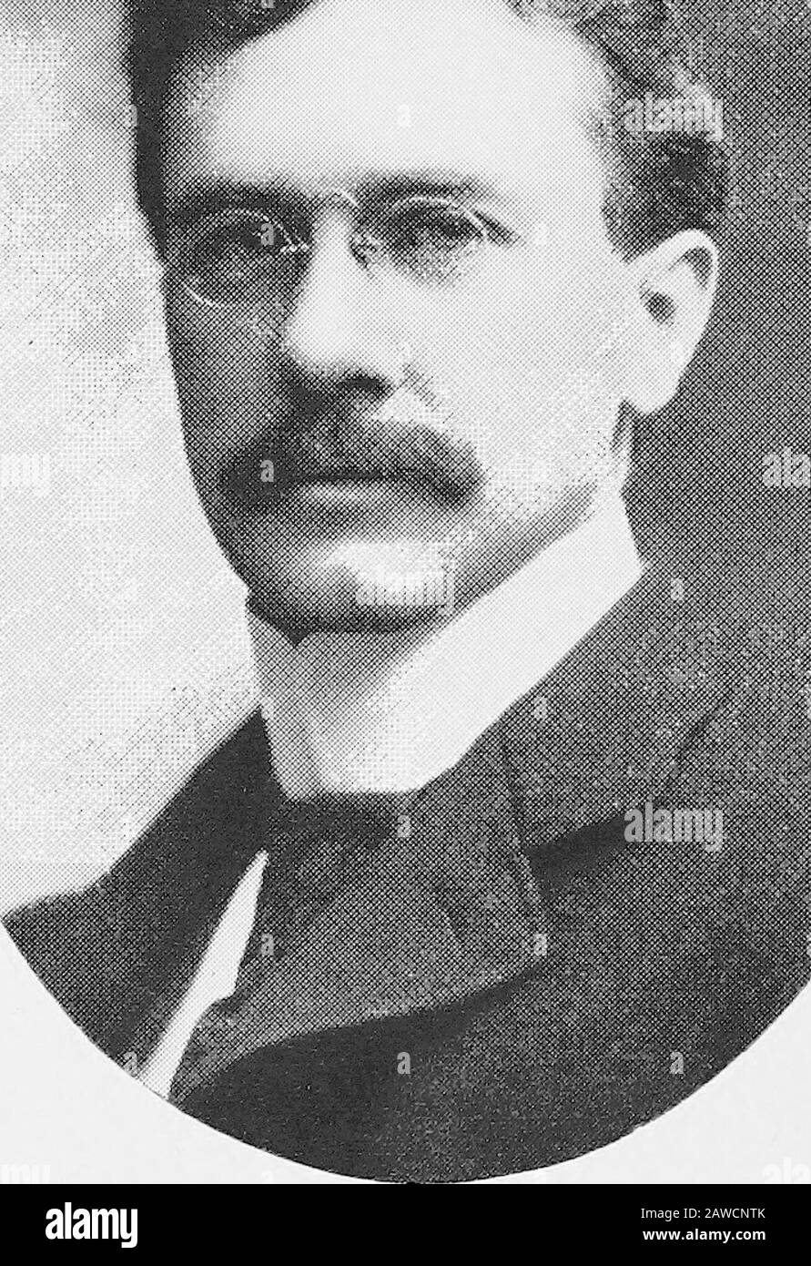 Arbeitgeber und Arbeitnehmer; vollständiger Wortlaut der Ansprache vor der nationalen Arbeitgeberkonvention und Arbeitgebern, mit Porträts der Autoren, die in Minneapolis, Minnesota, vom 22. Bis 25. September 1902 abgehalten wurden. Lliam A. Schaper, Secretary-tary 3 Opening Address. Von Cyrus Northrop, Vorsitzender g Einige Phasen der Labour-Frage. Von James Kil-bourne J7 Ist Die Obligatorische Schiedsgerichtsbarkeit Unvermeidlich? Von ProfessorJohn Bates Clark 41 Schiedsgericht. Von Herman Justi, Kommissar 61 J^ Einige Ansichten zur Schiedsgerichtsbarkeit. Von Frank P. Sargent, Com-Immigrations-Beauftragter 85 (^ Die Regierung als Arbeitgeber. Von Edward J. Gainor 95 Einige Fortschritte Wor Stockfoto