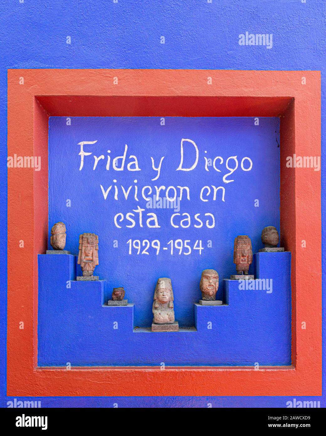 Casa Azul Museum in Coyoacan, CDMX, Mexiko, wo Frida Kahlo den Großteil ihres Lebens lebte. Stockfoto