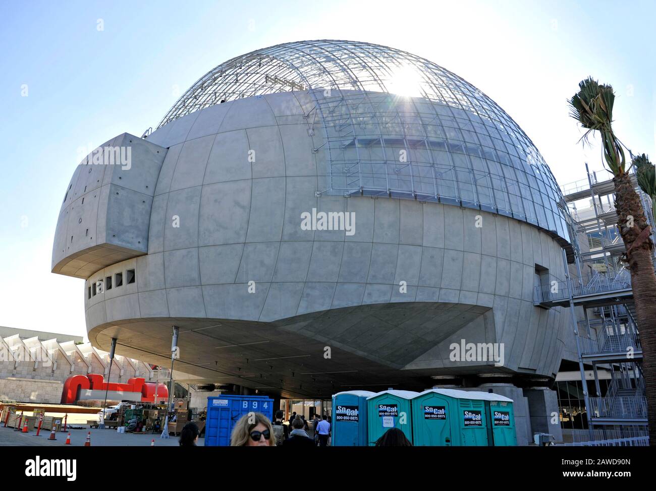 Das fast fertiggestellte Sphere Building im Academy Museum of Motion Pictures wurde vom Architekten Renzo Piano in Los Angeles, Kalifornien, entworfen Stockfoto
