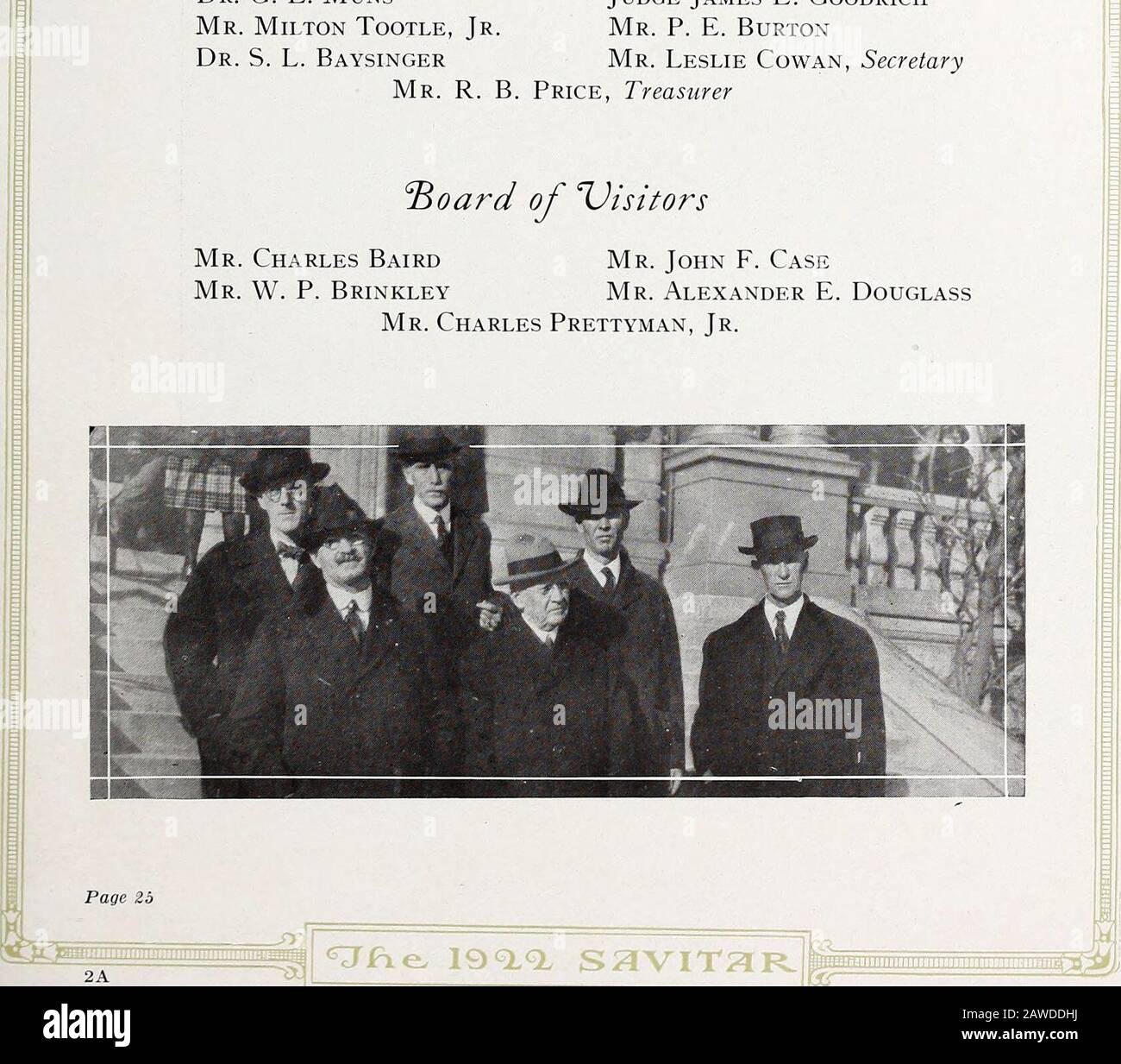 Savibar. Vorstand von Qurators E. Lansing Raysenator F. M. McDavidDr. G. E. MunsMR. Milton Tootle, Jr. S. L. Baysinger H. J. BlantonMR. George L. Edwardsrichter James E. GoodrichMr. S. E. BurtonMR. Leslie Cowan, Sekretär Mr. B. Price, Schatzmeister ^Besucherrat ^Mr. Charles Baird Mr. John F. Fall Mr. W. P. Brinkley Mr. Alexander E. Douglass Mr. Charles Prettyman, Jr. Stockfoto