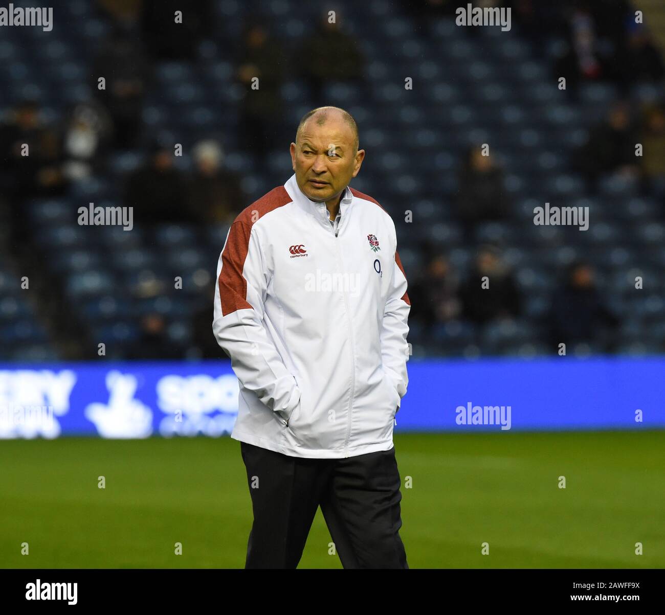 BT Murrayfield Stadium.Edinburgh.Scotland, Großbritannien. Februar 2020. Guinness Six Nations Test Match Schottland gegen England. England Head Coach Eddie Jones. Kredit: Eric mccowat/Alamy Live News Stockfoto