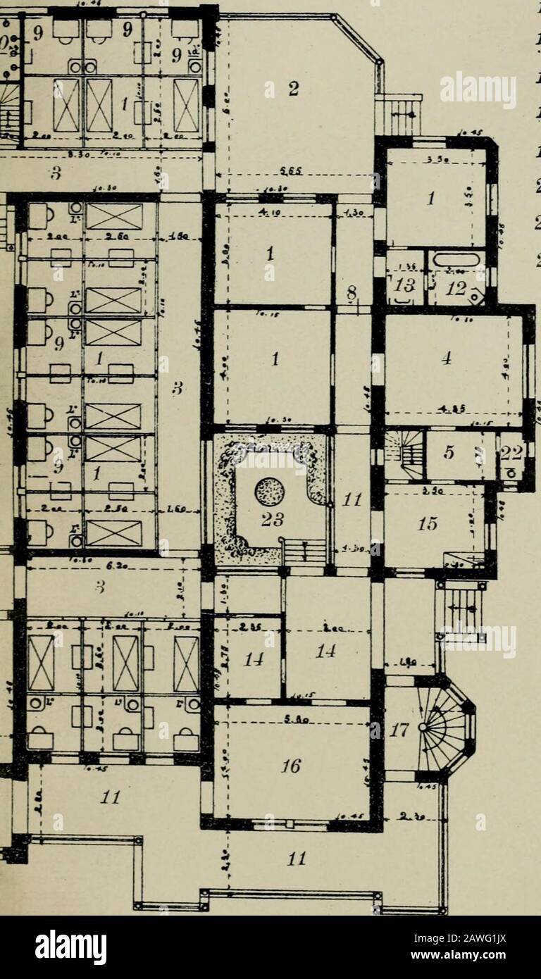 Die Nationale Universität von La Plata, Bericht über ihre Gründung . Ground FLO( f La Plata s. W ¡Dusche- Bad 11 Galerie 12 Bad 13 Toilette 14 Vestibule 15 Küche 16 Professoren-Raum11 Treppe 18 Vorhalle 19 Urinale 20 Deposit22 Toilette 22 W. C. 23 Garden Bue&gt;ios Ayres, 1.905. Februar. Stockfoto