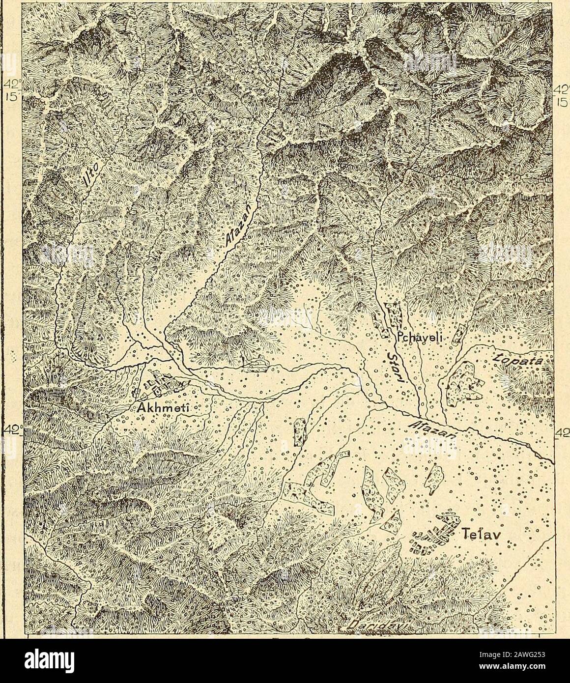 Nouvelle géographic universelle : la terre et les hommes . e une forteresse et un " lieude refuge ", - car telle est la signfication de son nom tartare, - mais elleest devenue peu à peu cité commerçante, et les Arméniens, attirés dans laville par le trafic, vins, vins De lautre côté de la vallée, à la base méridionale de la grande crête cau-casienne, dautres villes, aux campagnes bien arrosées, servirent de placesde défense contre les incresions des Lezghiens : telles, Talî et ïi importante, Berokanî et Stockfoto