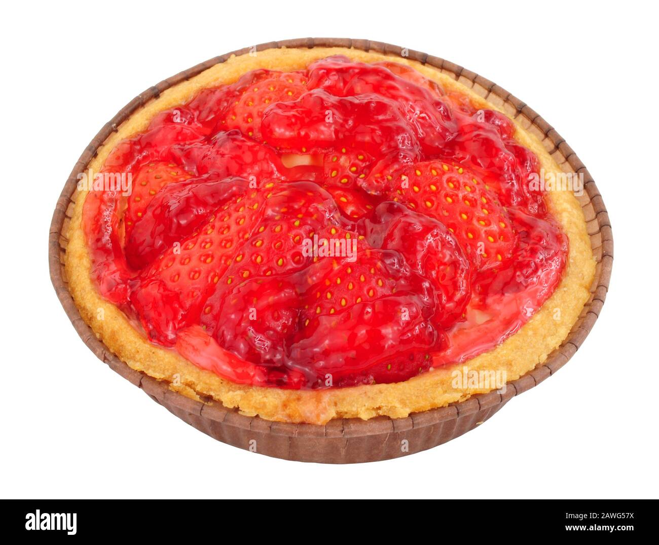 Erdbeerfrucht-Tortengebäck isoliert auf weißem Hintergrund Stockfoto