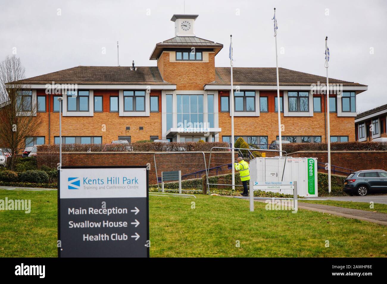 Kents Hill Park, Milton Keynes, erhielt zu Beginn der COVID-19-Pandemie rund 200 unter Quarantäne stehende britische Bürger. Stockfoto