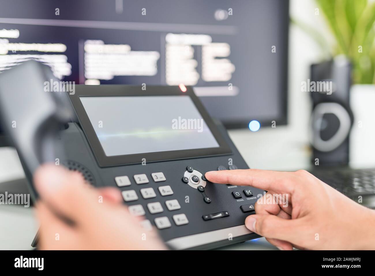 Kommunikations-Support, Call Center und Customer Service Helpdesk. Über eine Telefontastatur. Stockfoto