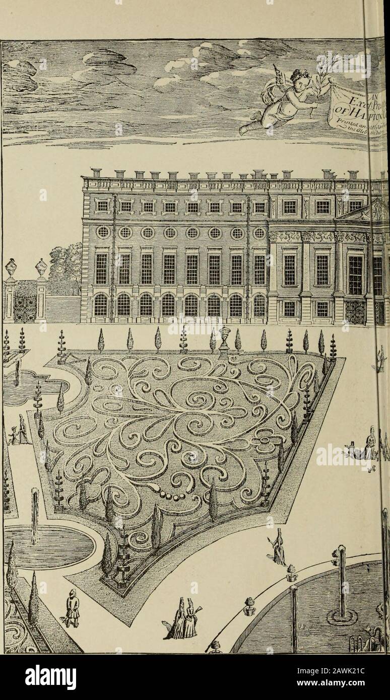 Die Geschichte des Hampton Court Palace in der Tudor Times . im älteren Gebäude, das nicht nur von einem deperund reicheren vorherrschenden Ton ist, variiert in verschiedenen Ziegelsteinen, Fromlichtpinken zu tiefen Krimsons und Purpeln, So dass wir in einer Fläche von Quadratfuß Wandfläche manchmal einen Dozenor unterschiedlicher Farbtöne finden können, während jeder Backstein im neuen Bauen von einer genau ähnlichen Farbigkeit von eklatantem Scharlach ist, immer noch so roh und unbesetzt wie je nach dem Ablauf von zwei Jahrhunderten der Zeit. Davon kann nur ein Besuch in HamptonCourt eine adäquate Idee vermitteln. Aber von der Steifigkeit des Umrisses und der Gleichmäßigkeit von Stockfoto