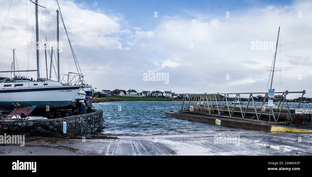 Groompsort Hafen während Storm Ciara Stockfoto