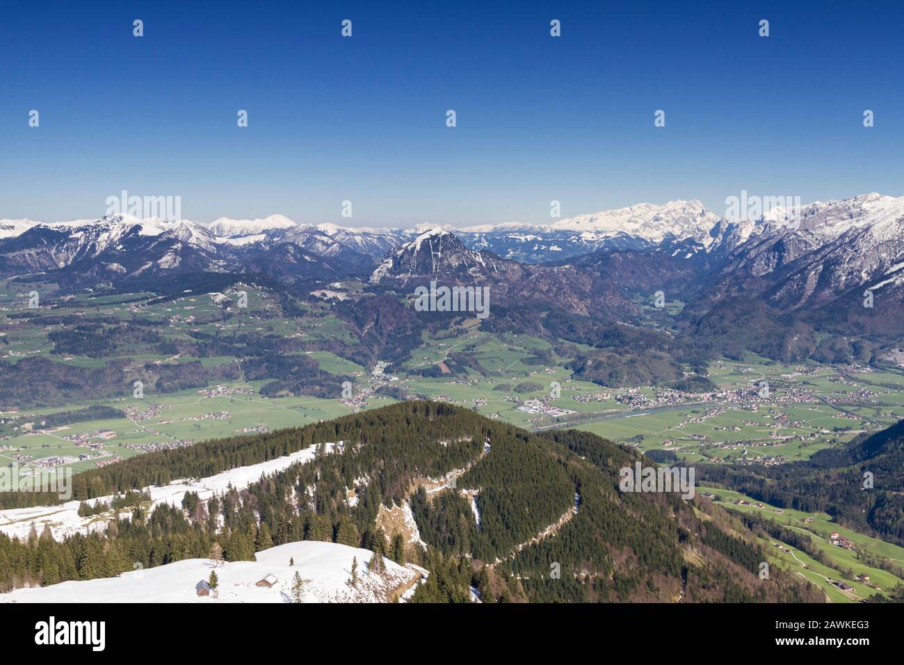 Panorama der bayerischen alpen von der Panoramastraße Rossfeld, Berchtesgadener Land, Bayern, Deutschland Stockfoto
