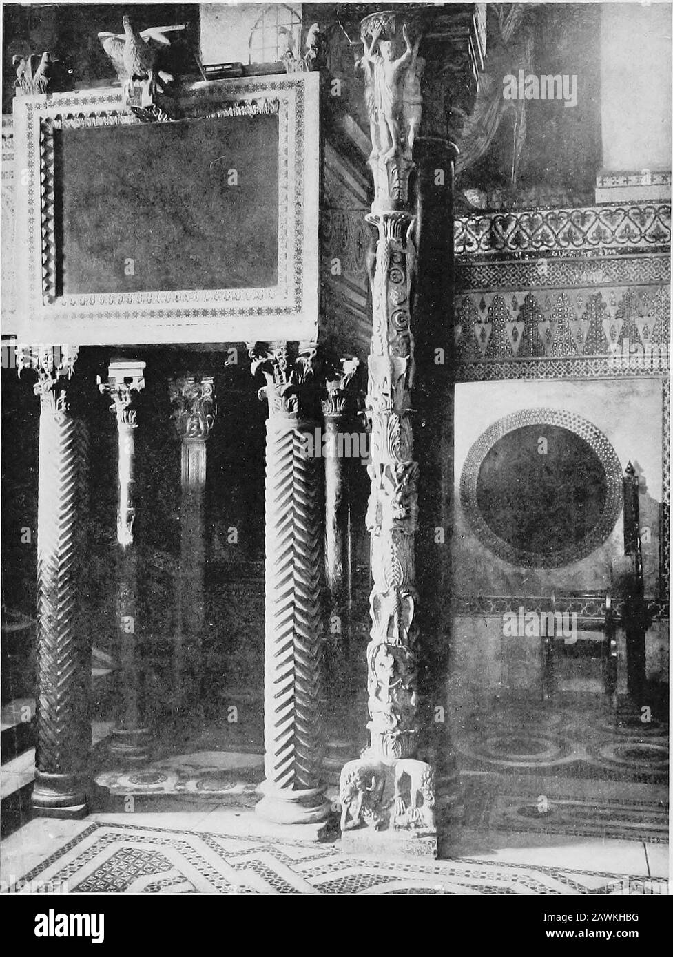 Mittelaltersizilia, Aspekte des Lebens und der Kunst im Mittelalter. ONNiNo, Sidney, 69 Strzygowski, J. 3, 149 Theodosius, 18 Villari, Pasquale, 69 Gedruckt von BALLANTYNE &= COMPANY LTD IN DER BALLANTYNE-PRESSE Tavistock Street Covent Garden London ??liHiiHiaSilii S?S:"f?GSK H Pittillilim. Kanzel UND PASCHALENKERZENSTÄNDER, CAPPELLA PALATINA, PaLERMOIncorpora, Palermo Frontispice MITTELALTERSIZILIA ASPEKTE DES LEBENS ANDART IN DEN MITTELLAGEN • VON CECILIA W^ERN LONDON: DUCKWORTH Sf CO.HENRIEETTA STREET COVENT GARDEN ?: /> Ich Habe Decemher 1910 t^l Von BALLANTYNE & LTD. GEDRUCKT Stockfoto