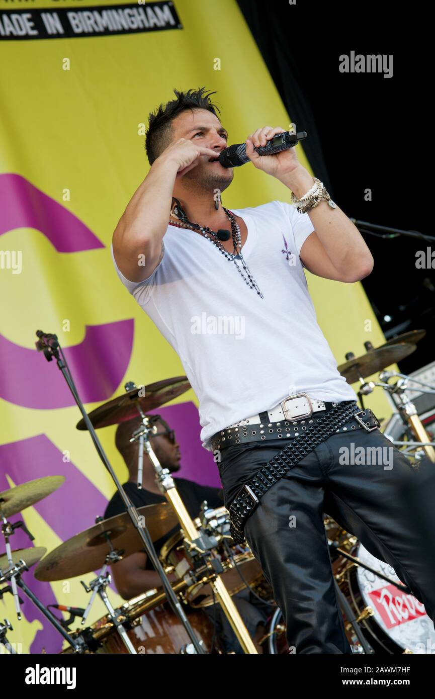 Peter Andre singt live beim Midlands Festival 2010 Stockfoto
