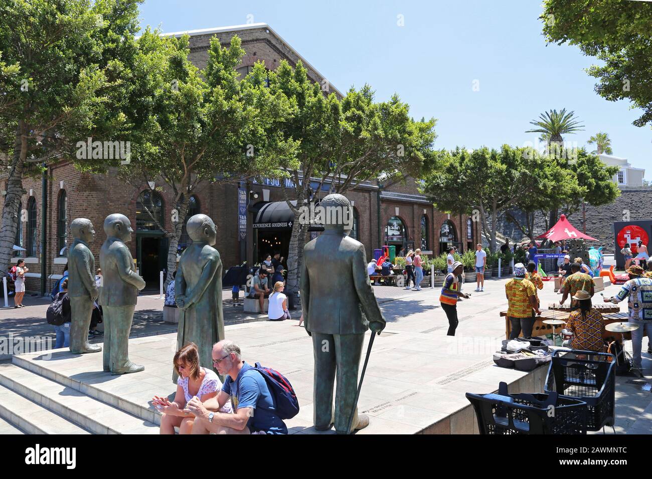 Friedensnobelpreisträger (siehe zusätzliche Informationen), Nobelplatz, V&A Waterfront, Kapstadt, Table Bay, Western Cape Province, Südafrika Stockfoto