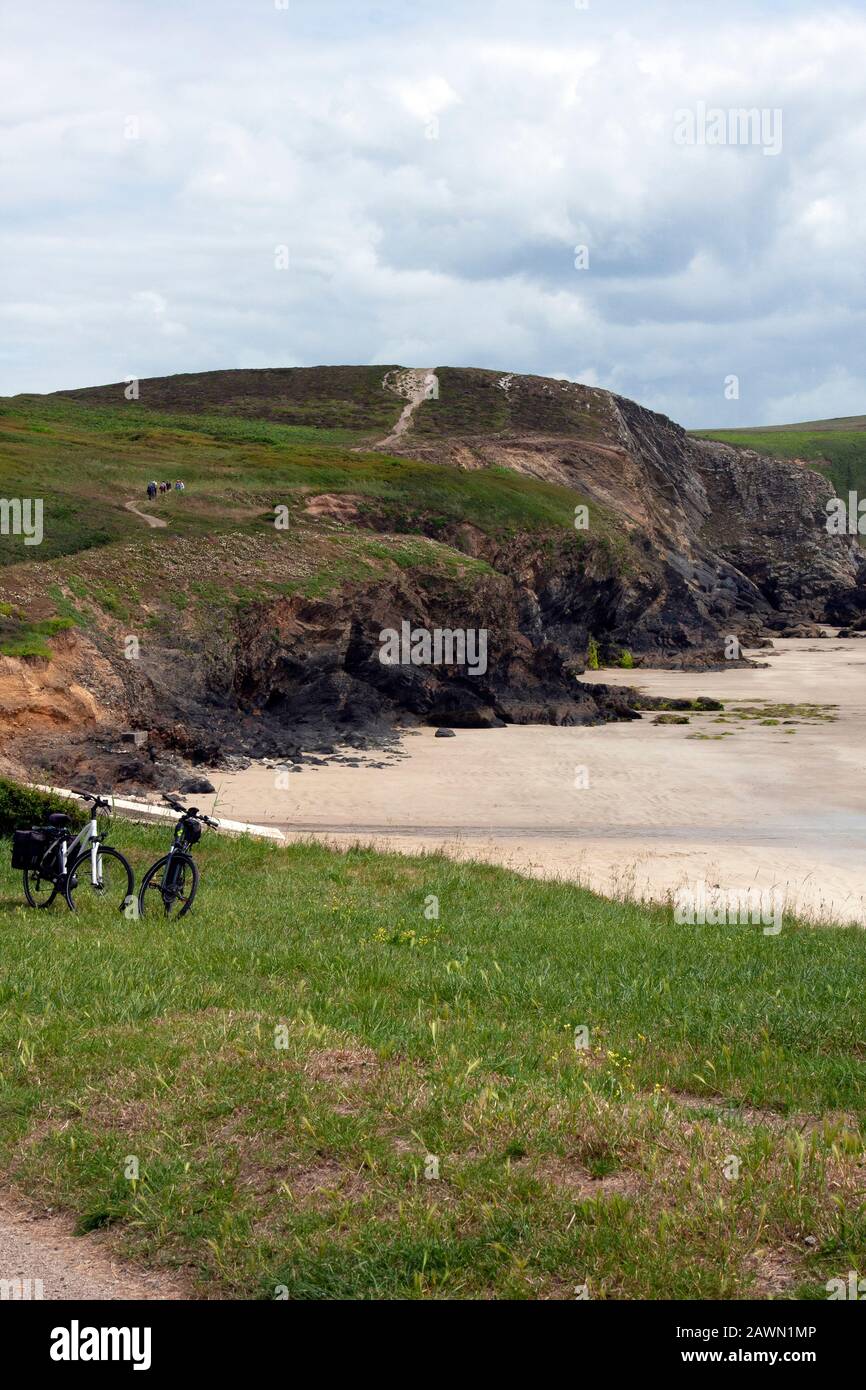 Frankreich, Bretagne, Pen Hir, Pen Hir Natural Site, Strand, Klippen, Wanderweg, Picknicks, Bootstouren, Restaurant, Plage de Vaeryac'h, Plage du Lam Soaz, Stockfoto