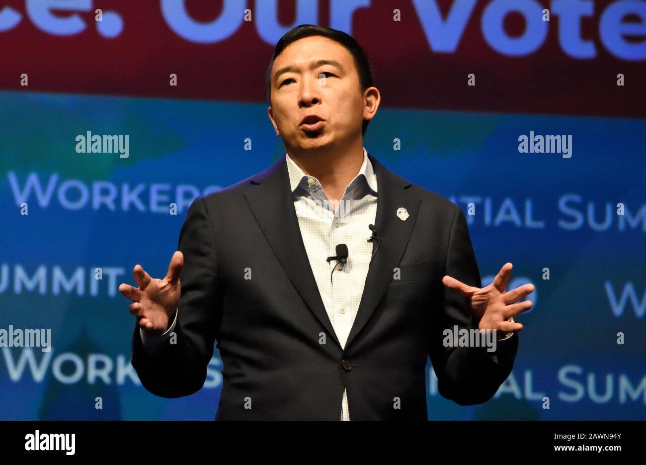 Philadelphia, PA, USA - 17. SEPTEMBER 2019: Andrew Yang beim Workers Presidential Summit im Pennsylvania Convention Center. Stockfoto