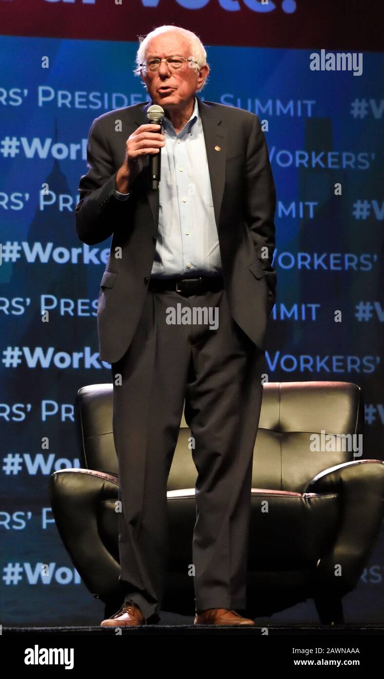 Philadelphia, PA, USA - 17. SEPTEMBER 2019: Bernie Sanders beim Workers' Presidential Summit im Pennsylvania Convention Center. Stockfoto
