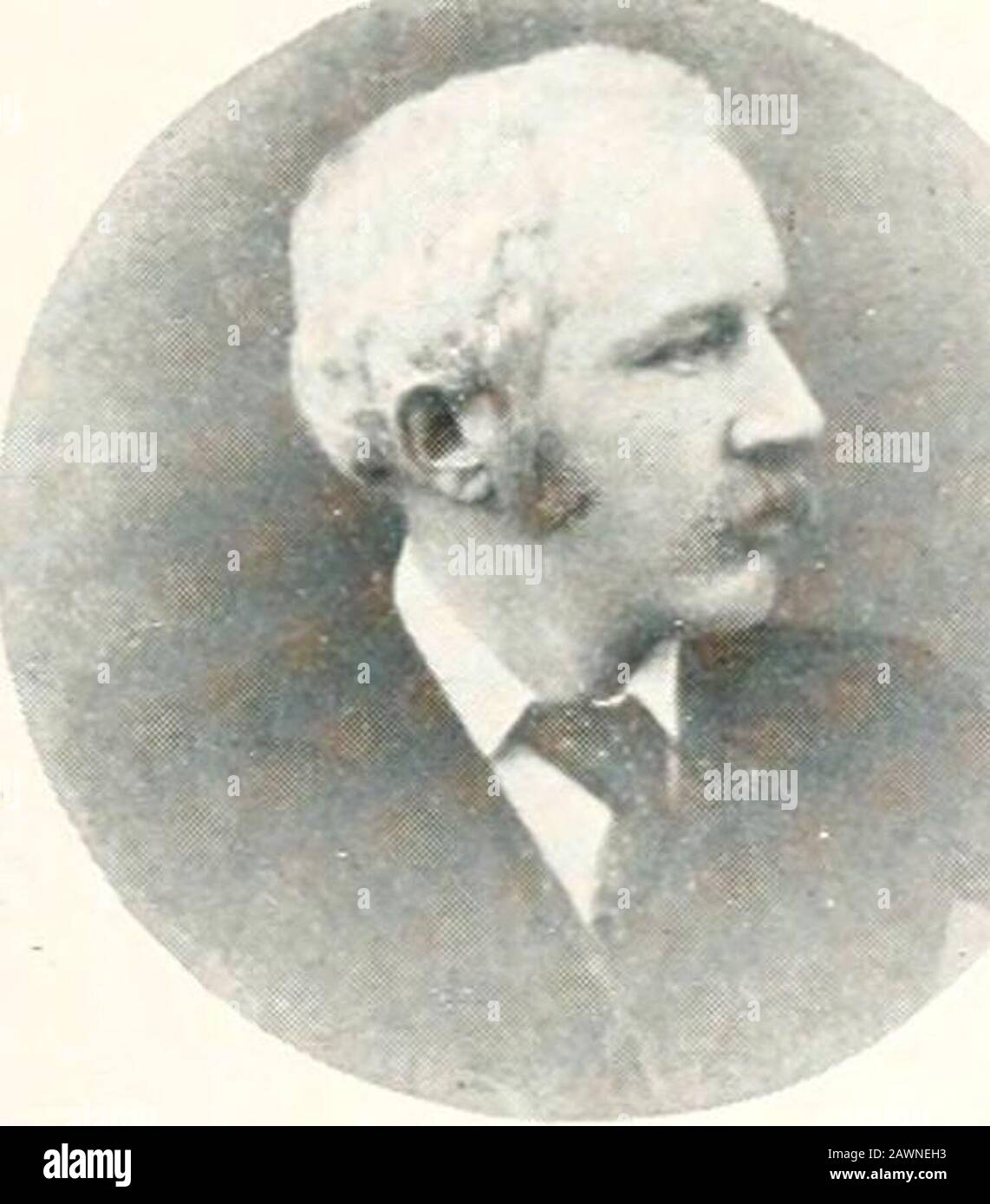 Fotografischer Stammbaum der Nachfahren von Isaac und Rachel Wilson. Am 2. September 1898 in Chefoo, China, mit EhzabethHanbury, Tochter von Cornelius Hanbury und seiner Frau Sarah Jane Janson verheiratet, Sie wurde am 13. Mai in Stoke Newington geboren. 487 Kap. III ^2. IxD. Nr. IV E 4 f. THEODORE WILSON = (ist) MARY BETHIA GROVES. 2. TH?:ouore Wilson, geboren in Kendal, 20. Juni -, 1854. Verheiratet in Bristol, am 14. Oktober, im Alter von 37 Jahren, Mary Bethia Groxes, Tochter von FrankAnthonv Groxes und seiner Frau Harriet Ree e. Sie wurde am 30. März 1858 in Coonoor, Indien, geboren und starb in Kend Stockfoto