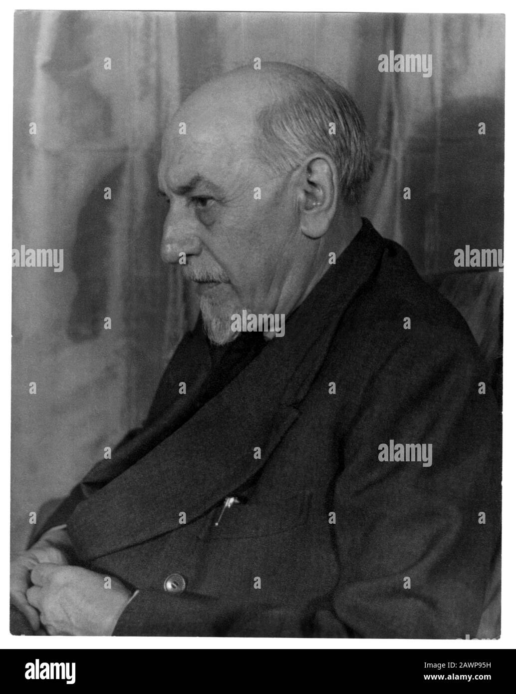 1935 , 25. juli , NEW YORK , USA : Der italienische Dramatiker LUIGI PIRANDELLO (* um die Jahre von 1957 bis 1936 ), Nobelpreisträger für Literatur von 1934 . Foto B. Stockfoto