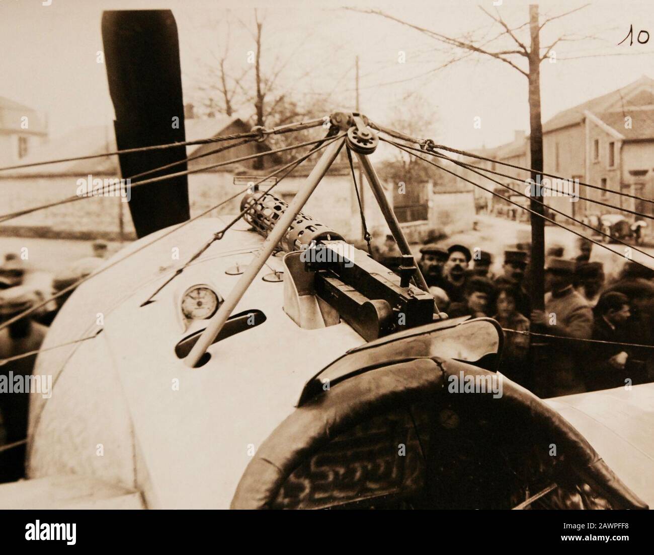 Fokker E.111 (M.14V) monoplane in Frankreich hinter Allied Lines (30012256996). Stockfoto