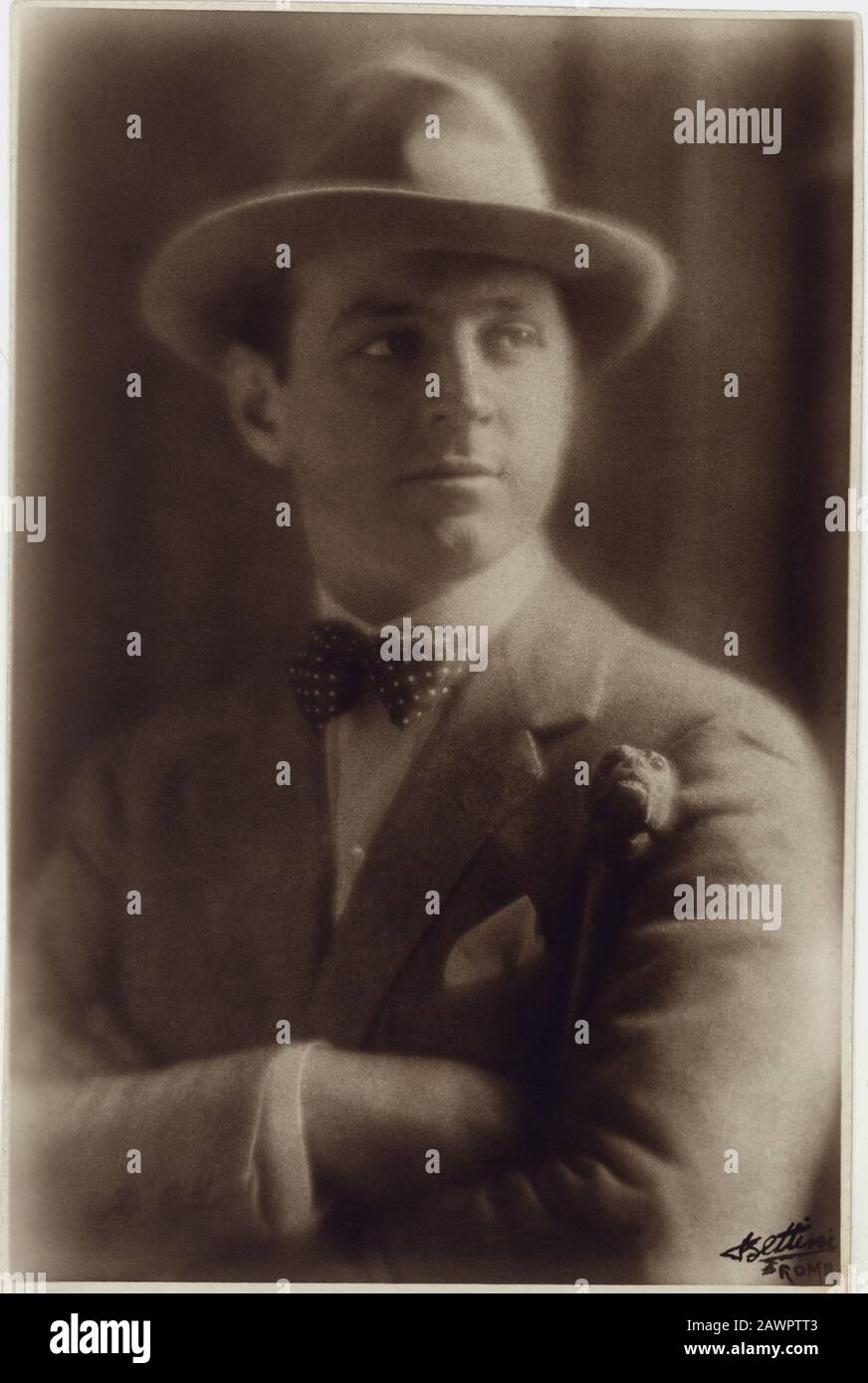 1920 Ca, ITALIEN: Der stumme Schauspieler und Regisseur LUIGI SERVENTI (* 1885; † 1976). Foto von Bettini, Roma - KINO MUTO - Atmore - STUMMFILM Stockfoto