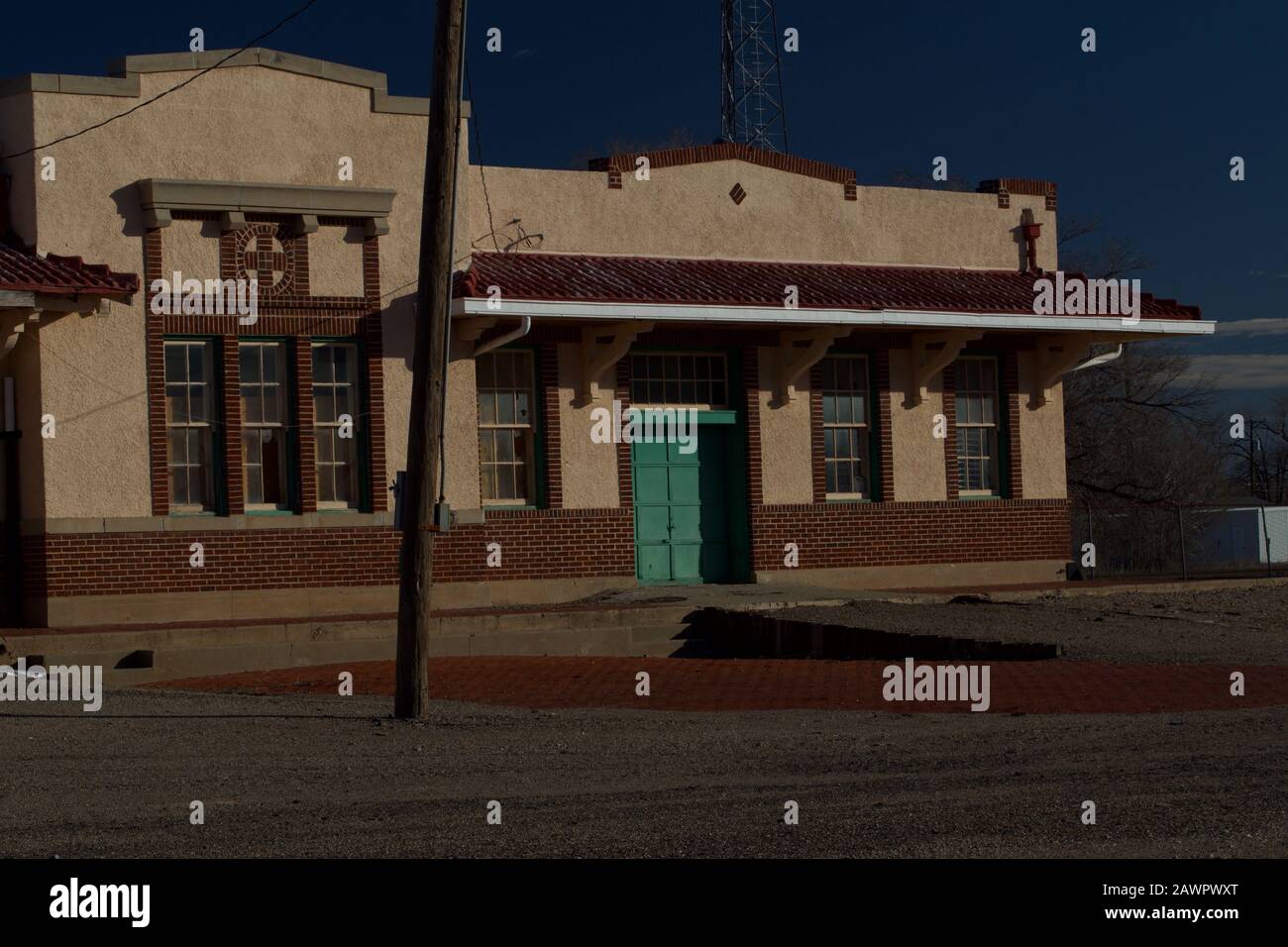 Bahnhof/Passagierstation von Old Santa Fe und Historisches Texas Monument in Canyon, Texas. Stockfoto