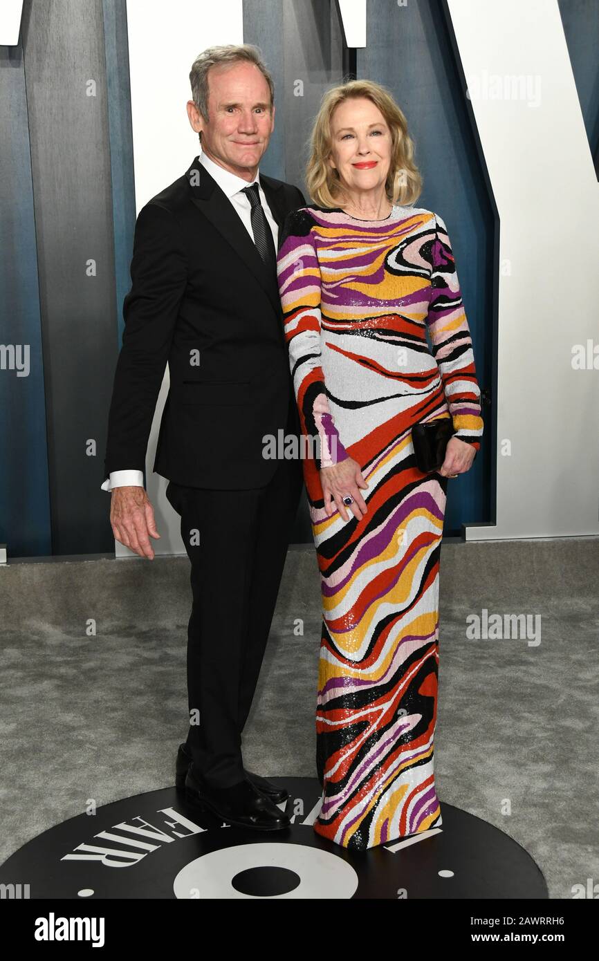 Februar 2020 - Los Angeles, Kalifornien - Catherine O'Hara, Bo Welch. 2020 Vanity Fair Oscar Party nach der 92. Oscarverleihung im Wallis Annenberg Center for the Performing Arts (Bild: © Birdie Thompson/AdMedia via ZUMA Wire) Stockfoto