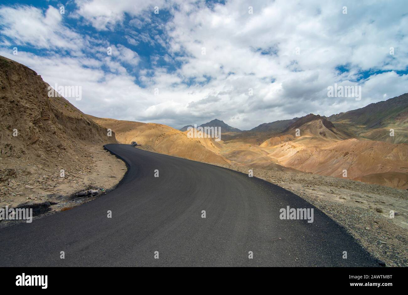 Srinagar Highway, Fotula Pass, Ladakh, India Fotu La ist einer von zwei hohen Gebirgspässen zwischen LEH und Kargil Stockfoto