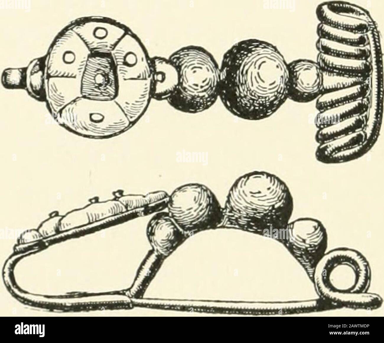 Eine Einführung in die Erforschung der prähistorischen Kunst . Jahrhundert vor der christlichen Epoche. In M. S, Reinachsmeinung, Koralle fiel etwa 300 v. Chr. in Gallien in Verzweifeln, denn obwohl sie mit Amber und Glasperlen in Verbindung gebracht wurde, wurden noch nie Münzen entdeckt.^ Dieser Disusemay war das Ergebnis seiner wachsenden Knappheit aufgrund seiner zunehmenden Exportto Indien, wo er sehr geschätzt wurde.^ Er wurde zweifellos durch den Zahnschmelz ersetzt, der dann kam Intouse. Von Gaul Coralfound ging nach Britainwhere, wo es auch für ornamentationin der Frühen Eisenzeit eingesetzt wurde.The JVitkcun Shield Aswe have Seen, war decor-ated Stockfoto