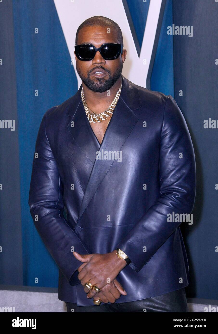 Beverly Hills, USA. Februar 2020. Beverly HILLS, KALIFORNIEN - 9. FEBRUAR: Kanye West besucht die Vanity Fair Oscar Party 2020 im Wallis Annenberg Center for the Performing Arts am 9. Februar 2020 in Beverly Hills, Kalifornien. Foto: Crash/imageSPACE Credit: Imagespace/Alamy Live News Stockfoto