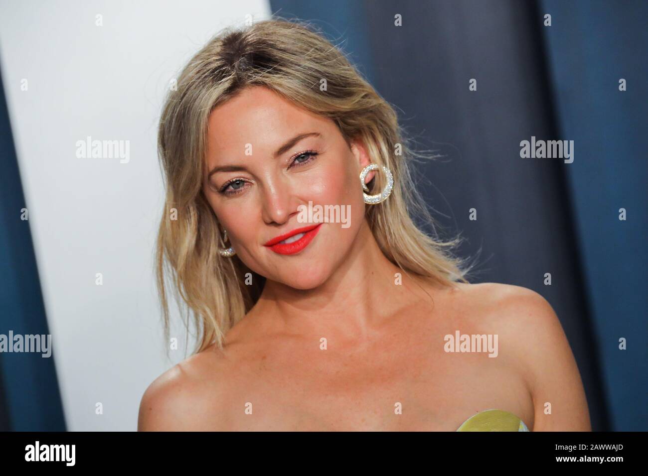 Kate Hudson, die am 9. Februar 2020 auf dem roten Teppich auf der Vanity Fair Oscar Party 2020 von Radhika Jones im Wallis Annenberg Center for the Performing Arts in Beverly Hills veranstaltet wird. (Foto von JC Olivera/Sipa USA) Stockfoto