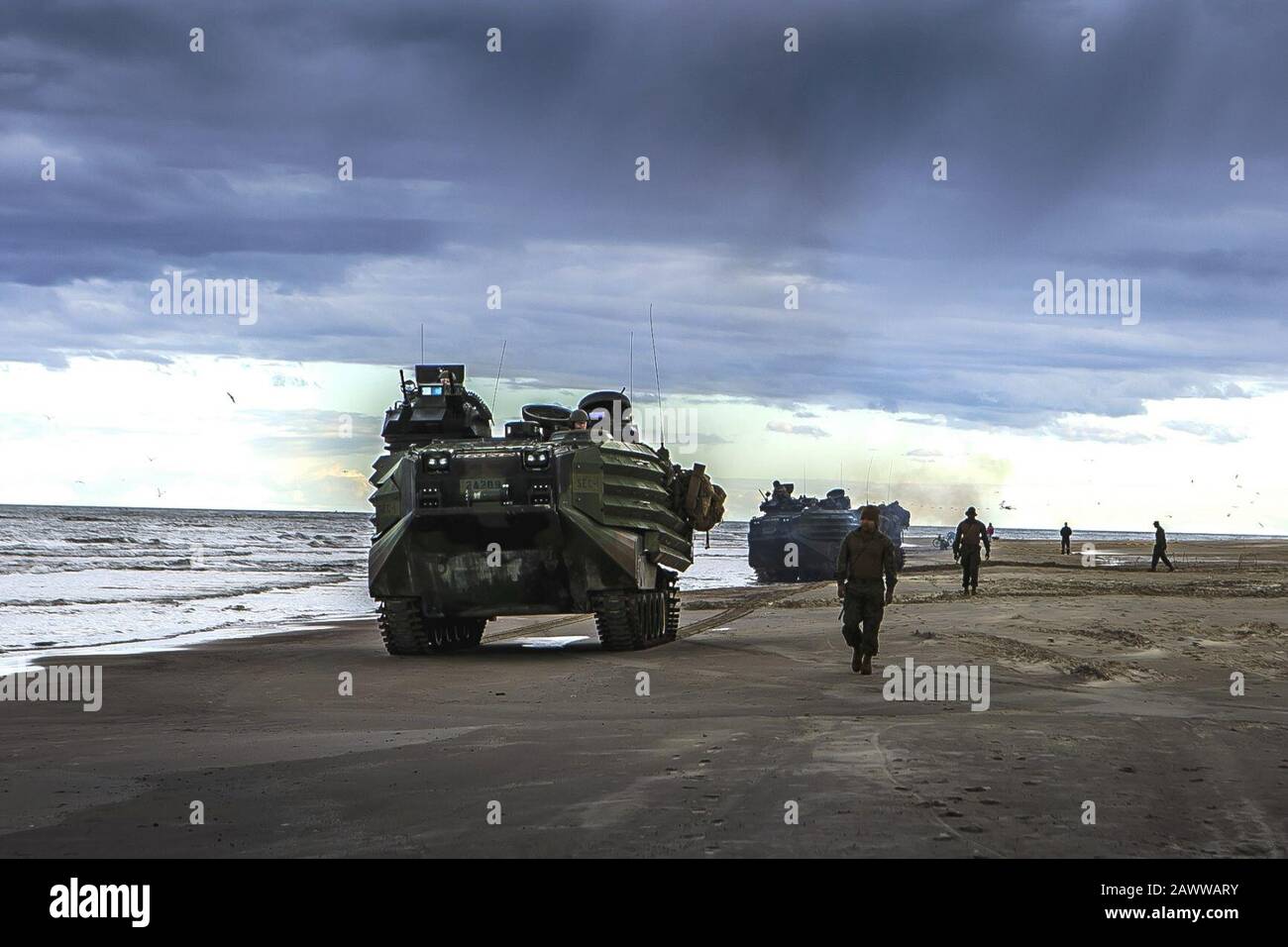 Fox Co. Kehrt nach dem Training in Litauen während BALTOPS (40883358340) zur USS Oak Hill zurück. Stockfoto
