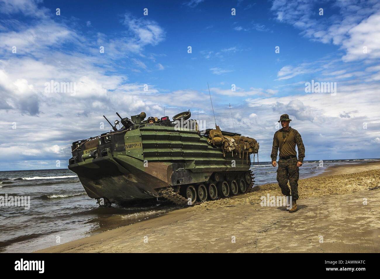 Fox Co. Kehrt nach dem Training in Litauen während BALTOPS (40883358050) zur USS Oak Hill zurück. Stockfoto
