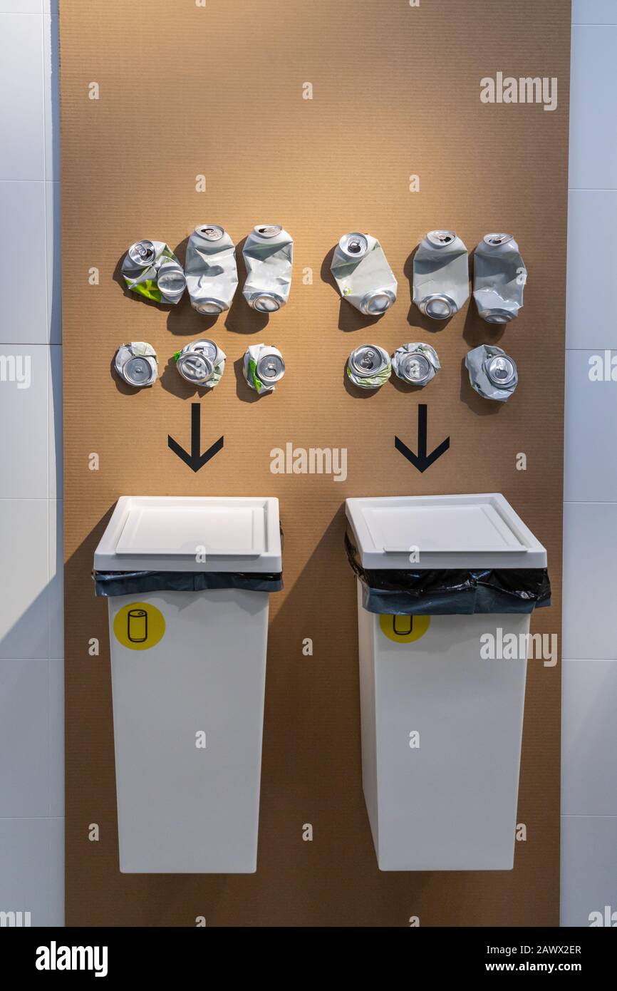Behälter für getrennte Abfallsammlung Stockfoto