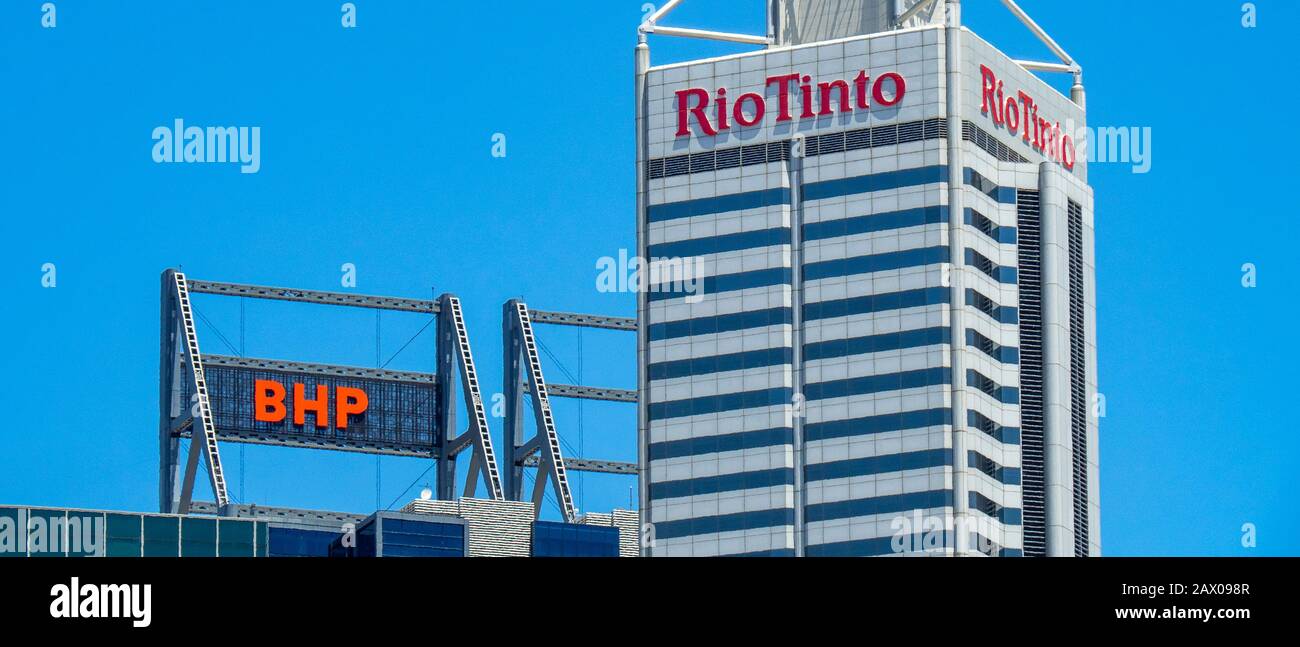 Towers und Wolkenkratzer Hauptsitz der Bergbauunternehmen BHP und Rio Tinto in Perth WA Australien. Stockfoto