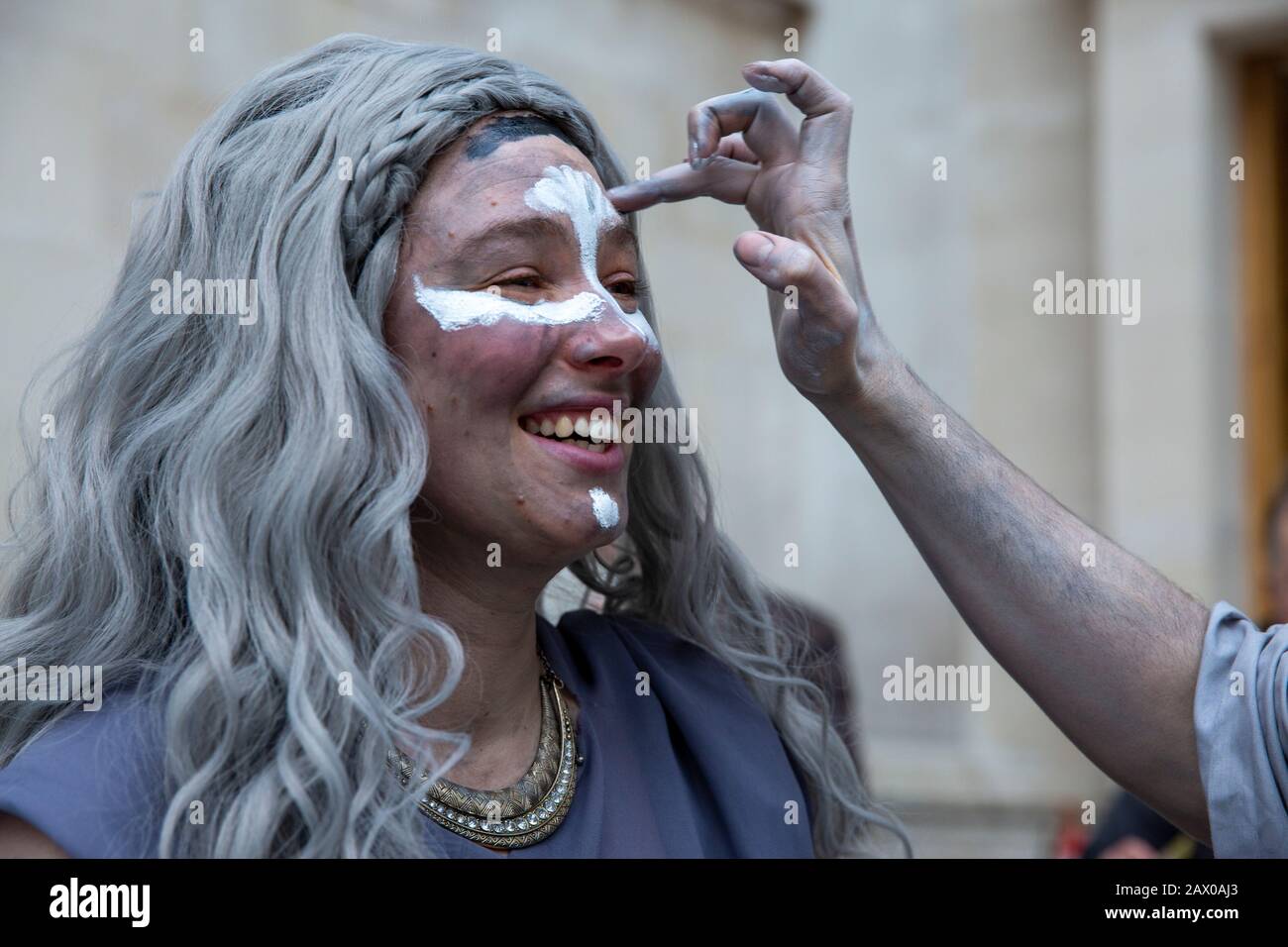 "BP muss fallen"-Demonstration im British Museum gegen die fortgesetzten Investitionen von BP in fossile Brennstoffe, 18. Februar 2020, Lonon, Großbritannien Stockfoto