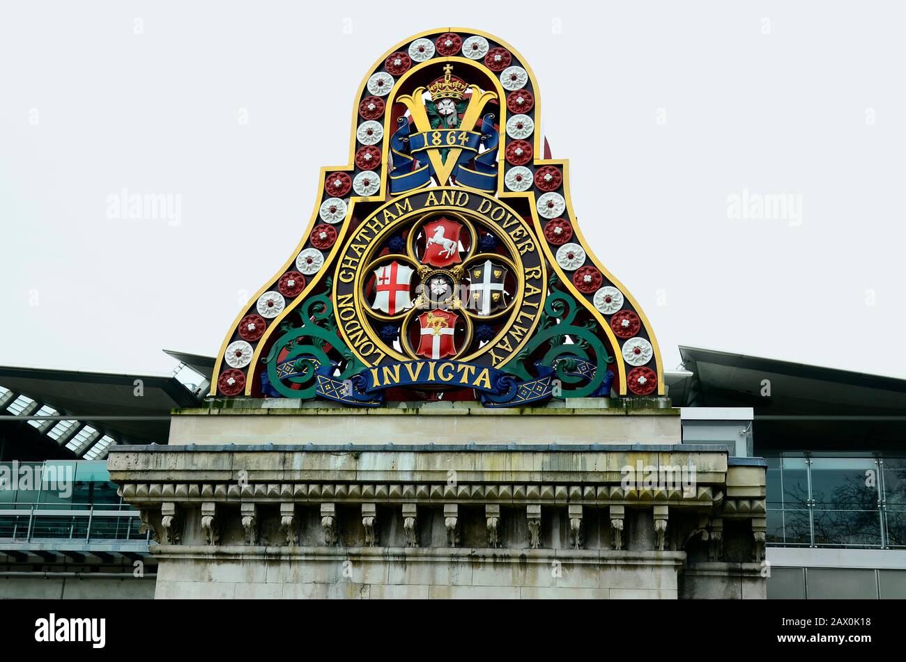 Großbritannien, London, Emblem auf Blackfriars Brücke Stockfoto