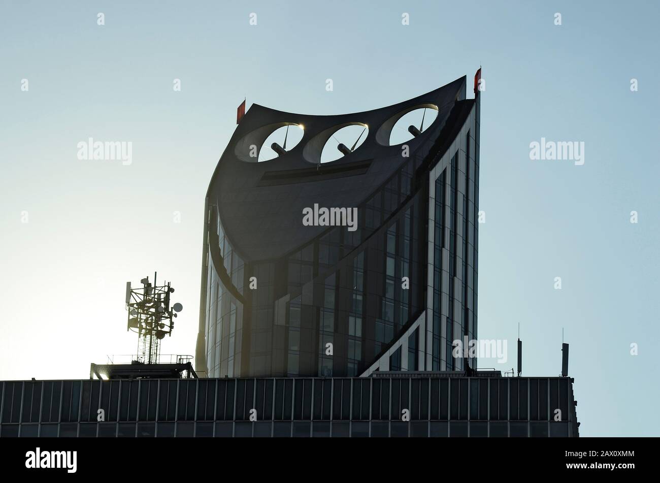 Großbritannien, London, Gebäude Strata Tower mit Windenergieanlagen Stockfoto