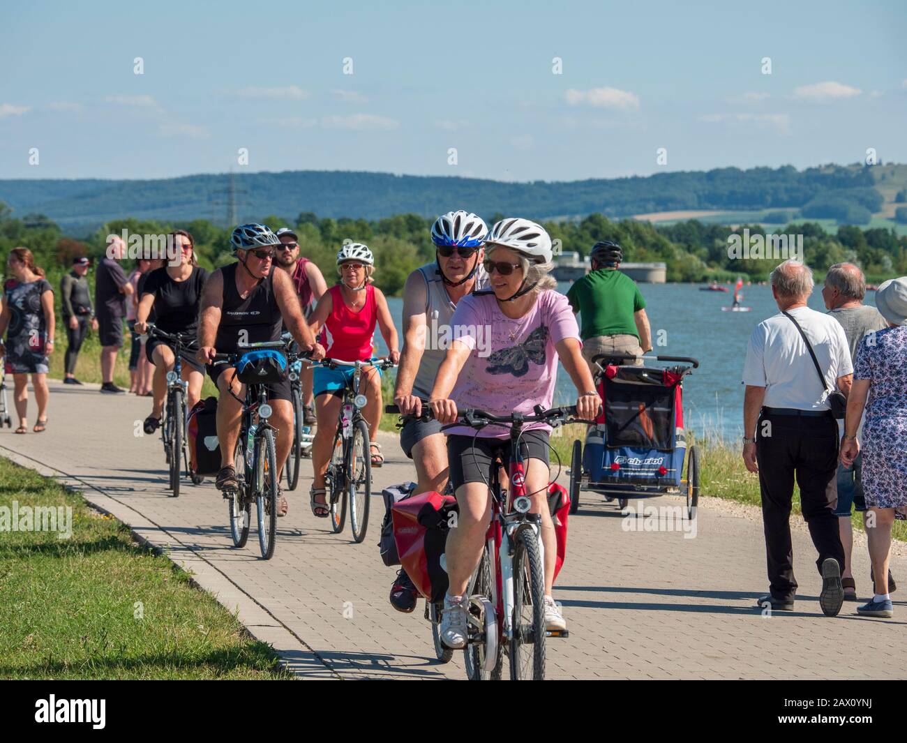 Radweg am Altmühlsee, Altmühltal, Franken, Bayern, Deutschland, Radweg, Altmühlsee, Altmühltal, Franken, Bayern, Deutschland Stockfoto