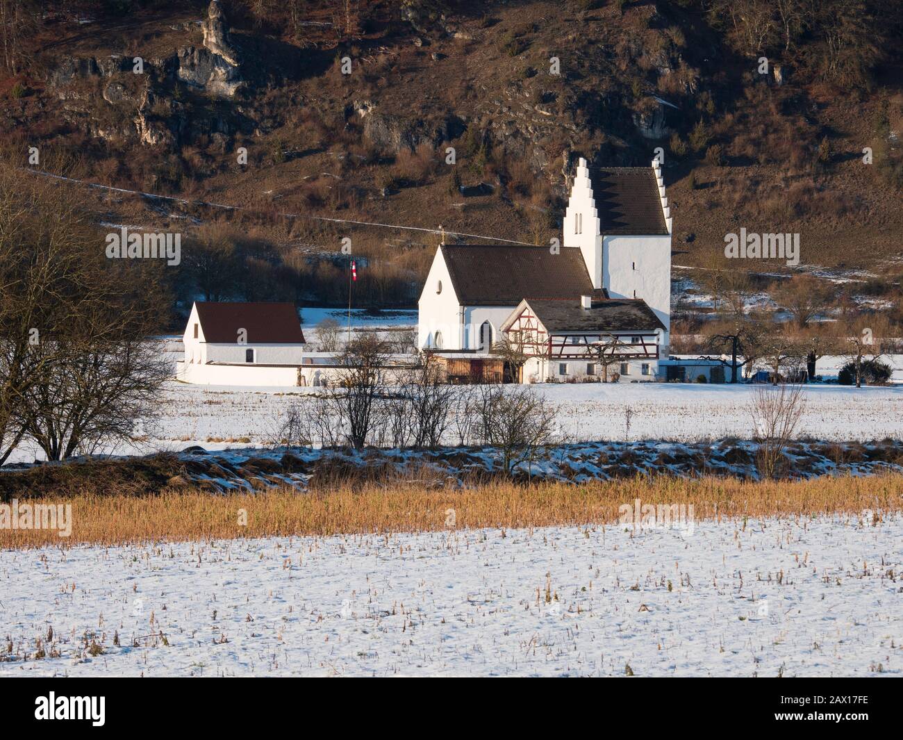 Kirche St. Johannes der Täufer, Böhming, Winter, Schnee, Altmühltal, Bayern, Deutschland Johannes die Babtistkirche, Boehmingen, Winter, Schnee, Altmühl Stockfoto