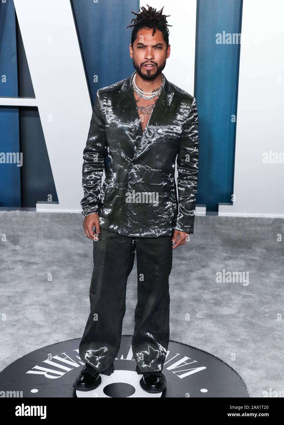 Beverly Hills, Vereinigte Staaten. Februar 2020. Beverly HILLS, LOS ANGELES, KALIFORNIEN, USA - 9. FEBRUAR: Miguel kommt zur Oscar-Party der Vanity Fair 2020, die am 9. Februar 2020 im Wallis Annenberg Center for the Performing Arts in Beverly Hills, Los Angeles, Kalifornien, USA stattfindet. (Foto von Xavier Collin/Image Press Agency) Credit: Image Press Agency/Alamy Live News Stockfoto