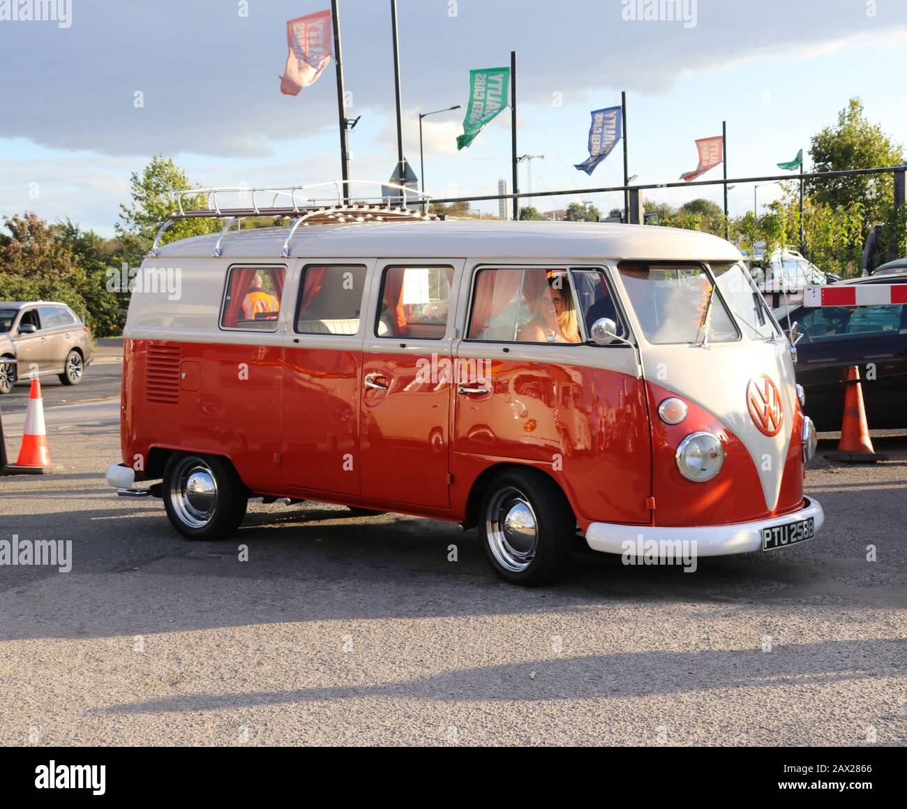 Vw Cafe Stockfotos Und Bilder Kaufen Alamy