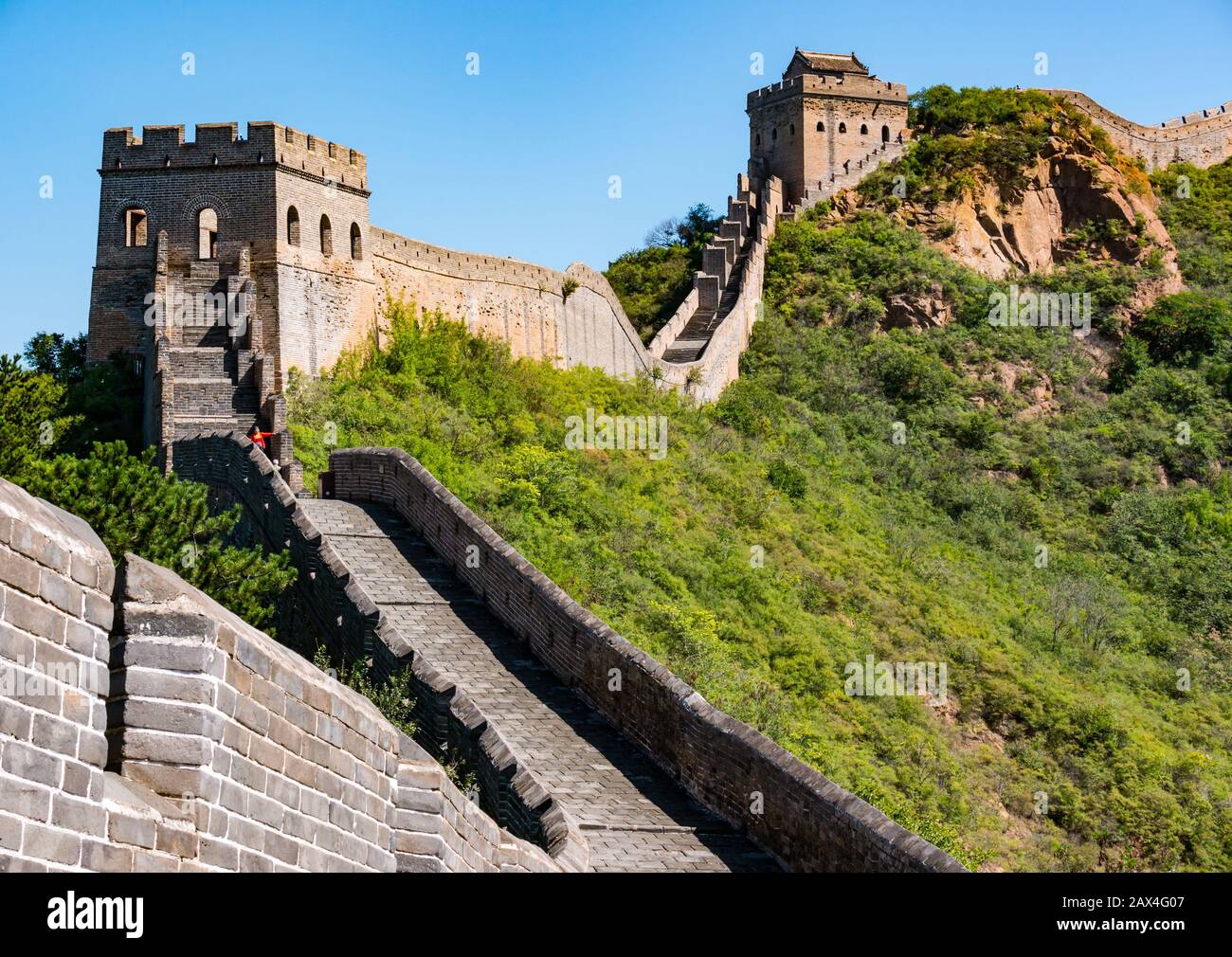 Ming-Dynastie Jinshanling Chinesische Mauer bei sonnigem Wetter, Provinz Hebei, China, Asien Stockfoto