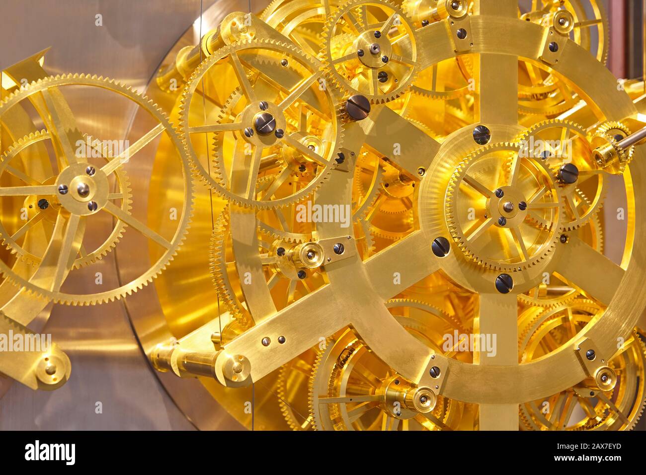 Details zum Uhrwerkmechanismus. Jen Olsen Weltuhr. Kopenhagen, Dänemark Stockfoto