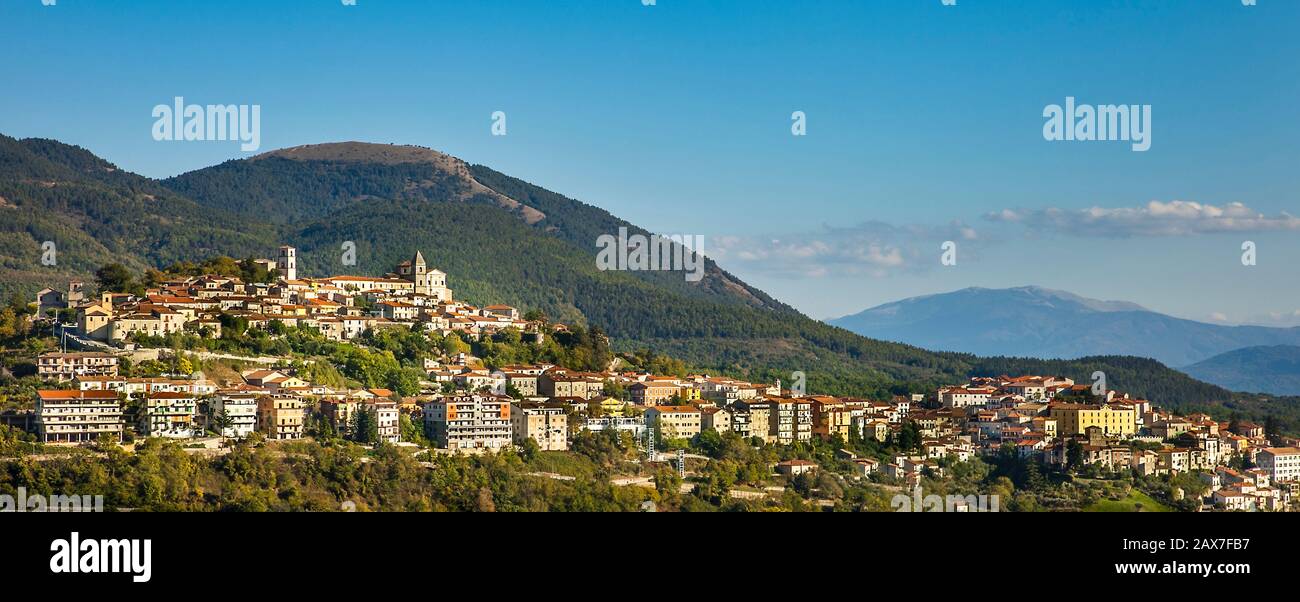 Blick auf Marsico Nuovo in der Provinz Potenza in der italienischen Basilikata Stockfoto