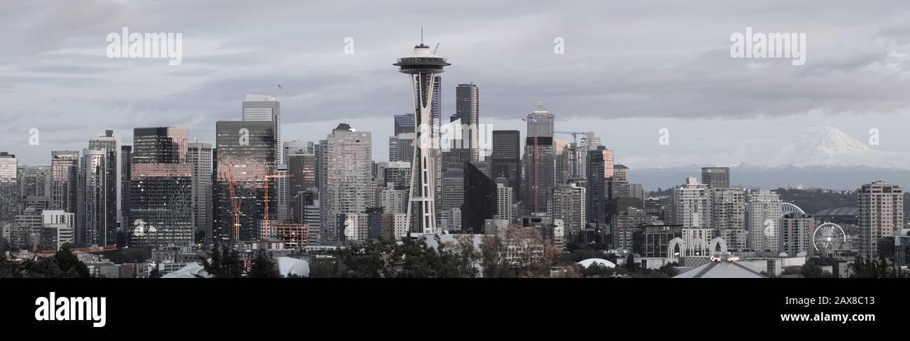 Graue Skyline von Seattle Stockfoto