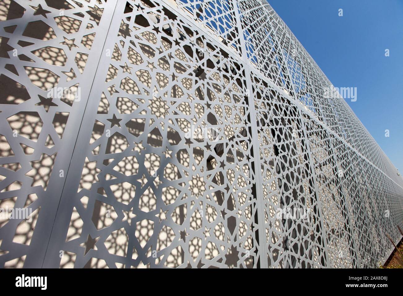 Kunst-Pavillon auf der Saadiyat-Insel in Abu Dhabi. Stockfoto