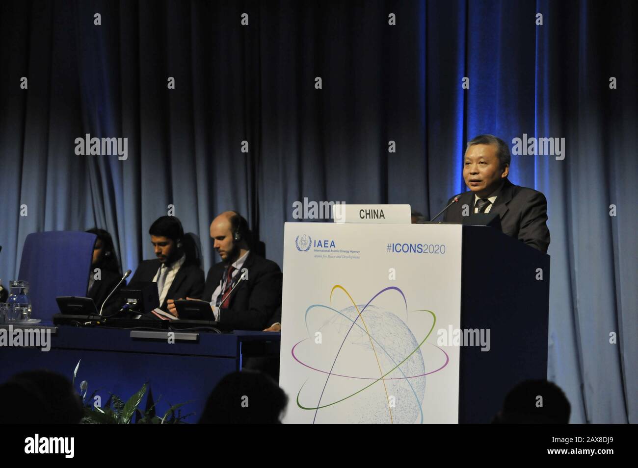 Wien, Österreich. Februar 2020. Zhang Kejian, Direktor der chinesischen Atomenergiebehörde, spricht während einer Ministerkonferenz der Internationalen Atomenergiebehörde (IAEA) zur nuklearen Sicherheit in Wien, Österreich, 10. Februar 2020. Minister und andere hochrangige Vertreter von mehr als 130 Mitgliedsstaaten der Internationalen Atomenergiebehörde (IAEA) haben hier am Montag auf einer großen Konferenz eine Erklärung verabschiedet, um die globale nukleare Sicherheit zu verbessern und der Bedrohung durch den Nuklearterrorismus und andere bösartige Handlungen entgegenzuwirken. Credit: Song Gongbao/Xinhua/Alamy Live News Stockfoto