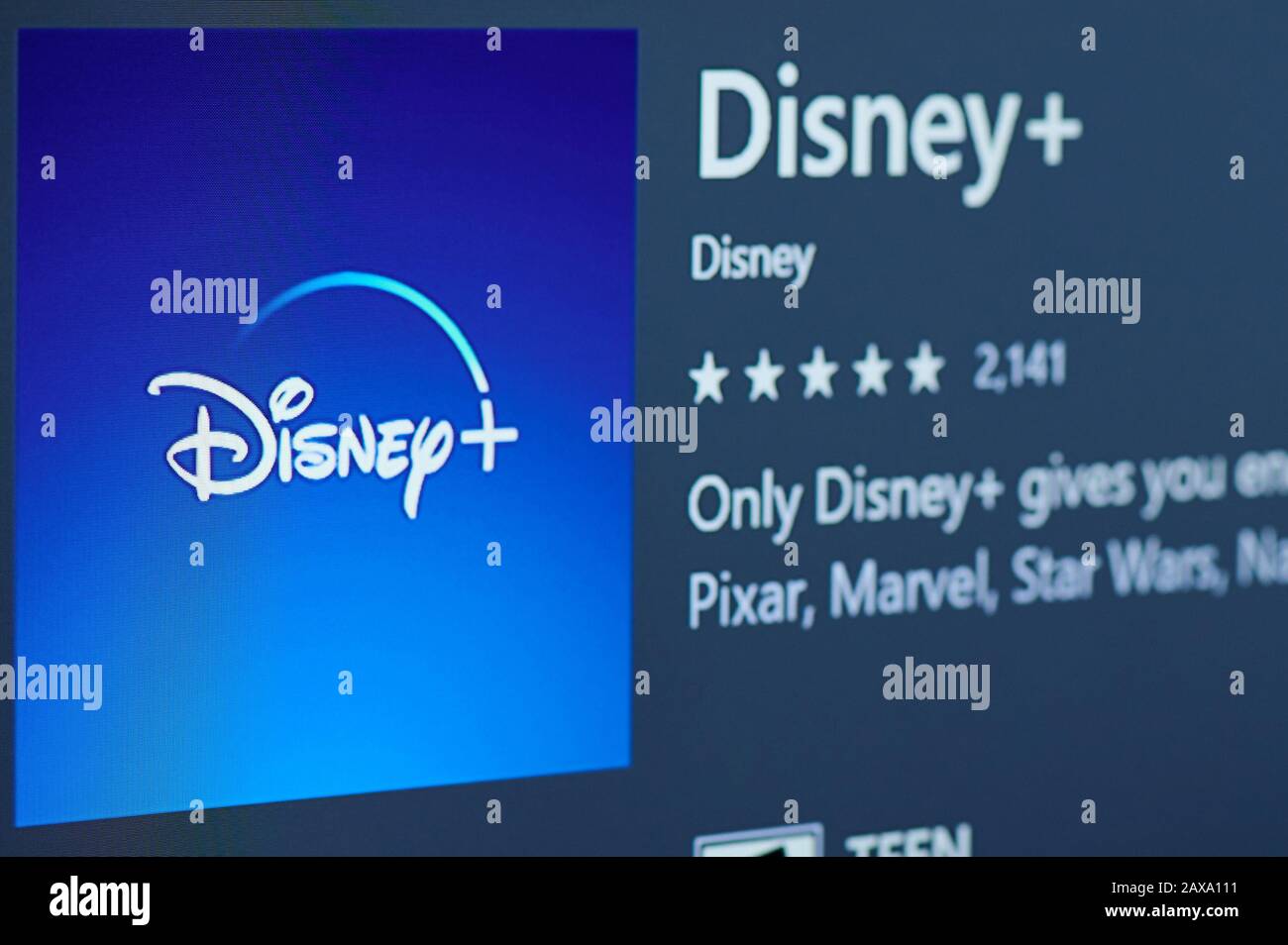 New York, USA - 11. Februar 2020:Disney Plus App für xbox auf tv-Bildschirm Nahaufnahme Stockfoto