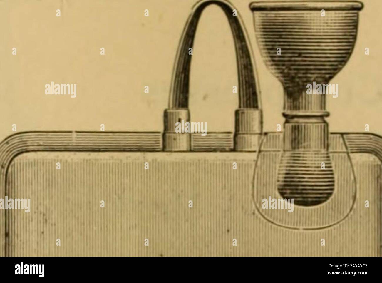 Katalog der Chirurgen Instrumente und medizinische applizierungElektrotherapeutische ApparatusDie chirurgischen und Krankenzimmer, Arzneitruhen usw. I Der Premier, Abb. 2. C6ckburns Patent. Abb. 1. Cockburns Patent.-Abb. 1. Diese Flasche ist mit einem Ian Escape-Ventil für die Luft ausgestattet, das das Befüllen von heißem Wasser, das frei in die Flasche läuft, ohne das lästige Überblasen ermöglicht. Größe, 10 x 8 Preis, 5/3 Größe, 14 x 8 Preis 12x6 12x8 12x10 Zoll. 4/6 je 14 x 10 14 x 12 6/6. 16 x 12 Zoll. 6/6 7/9 8/9 9/9. Der Premier (Abb. 2)- Größe, 8x6 10x7 10x8 Stockfoto