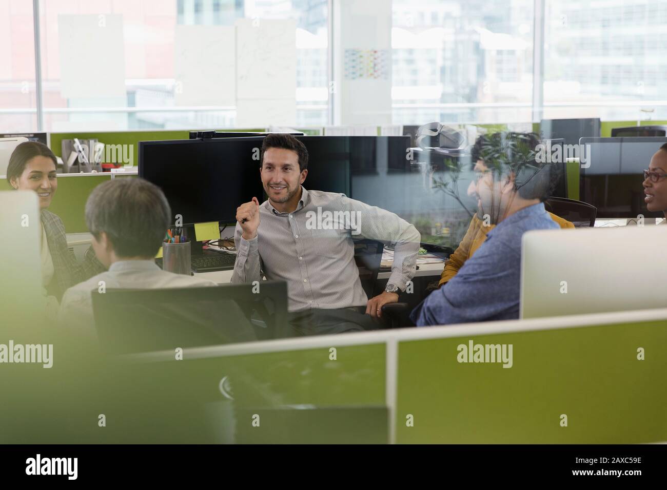 Geschäftsleute treffen im Büro Stockfoto